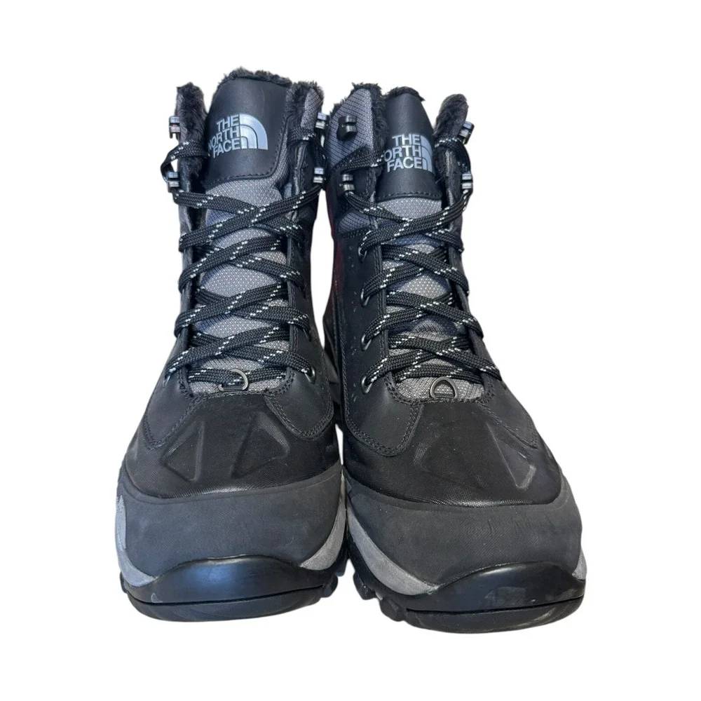 The North‎ Face Chilkat Women's Boots Size 7 No Box